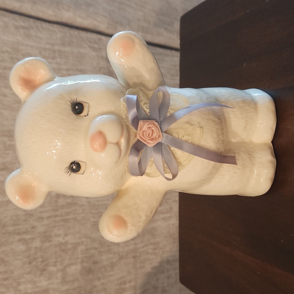 Vintage ceramic Bear *Final Price *